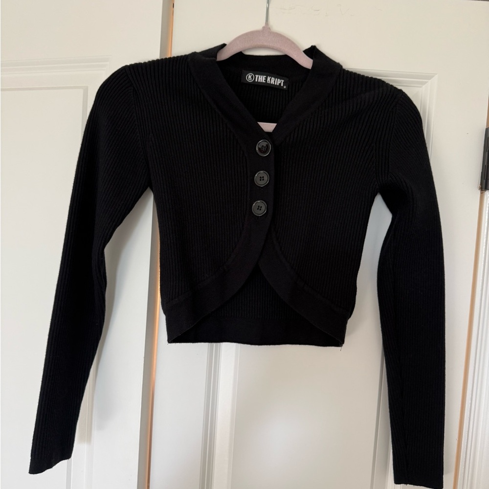 The Kript Cropped Black Ribbed Cardigan